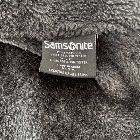 Jacket - Picture 3 of 5